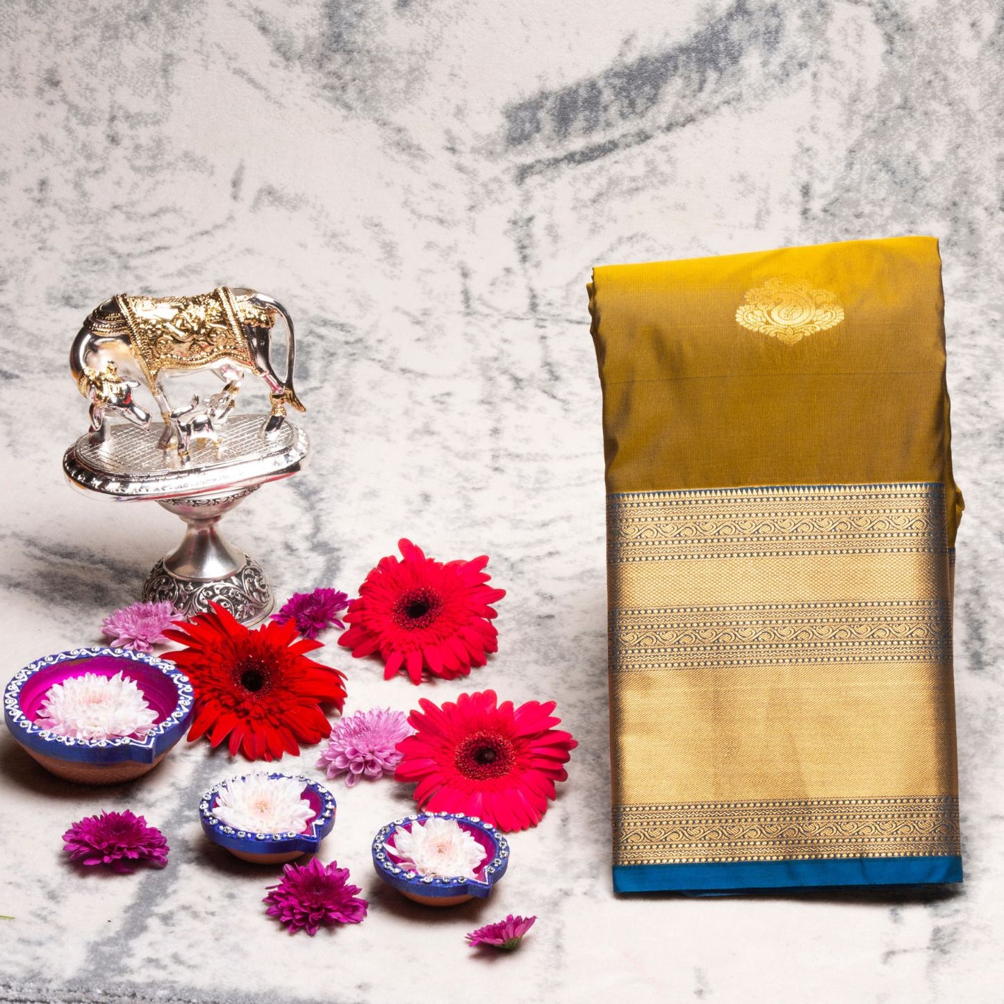 Kanchipuram Zary Dark Olive Silk Saree | KA10110