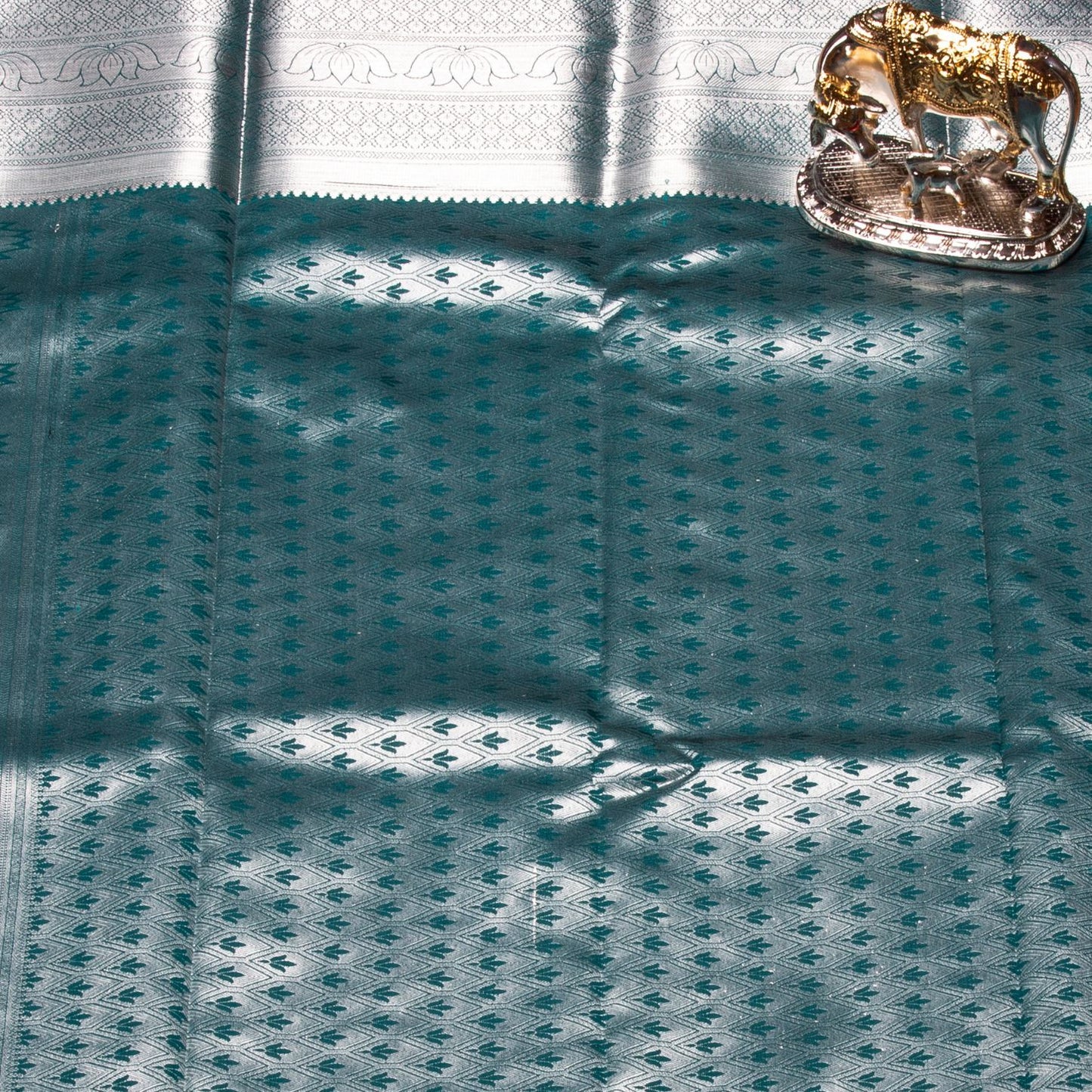 Silver Butta Green Silk Saree | KA10063
