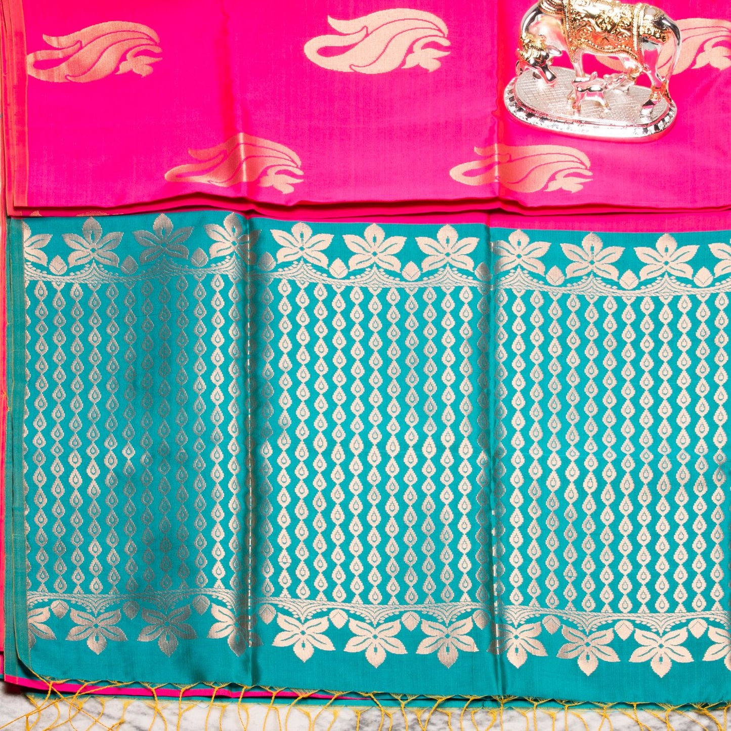 Kanchipuram Thread Shocking Pink Silk Saree | KA10035