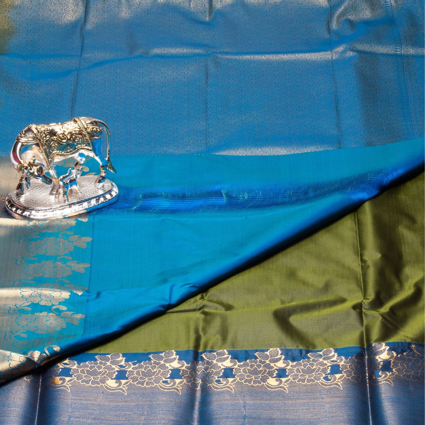 Kanchipuram Zary Olive Green Silk Saree | KA10196