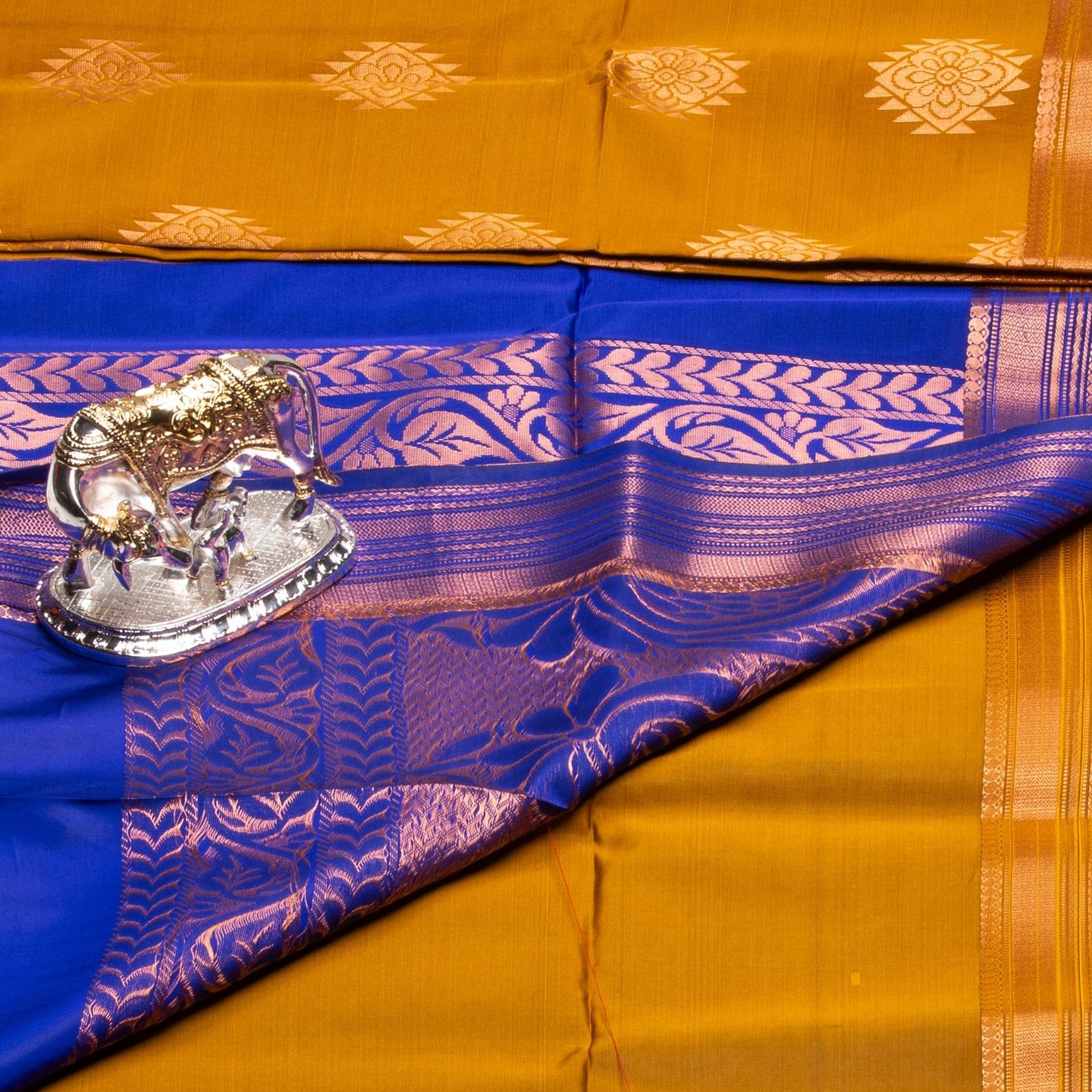 Kanchipuram Soft Thread Golden Rod Silk Saree | KA10044