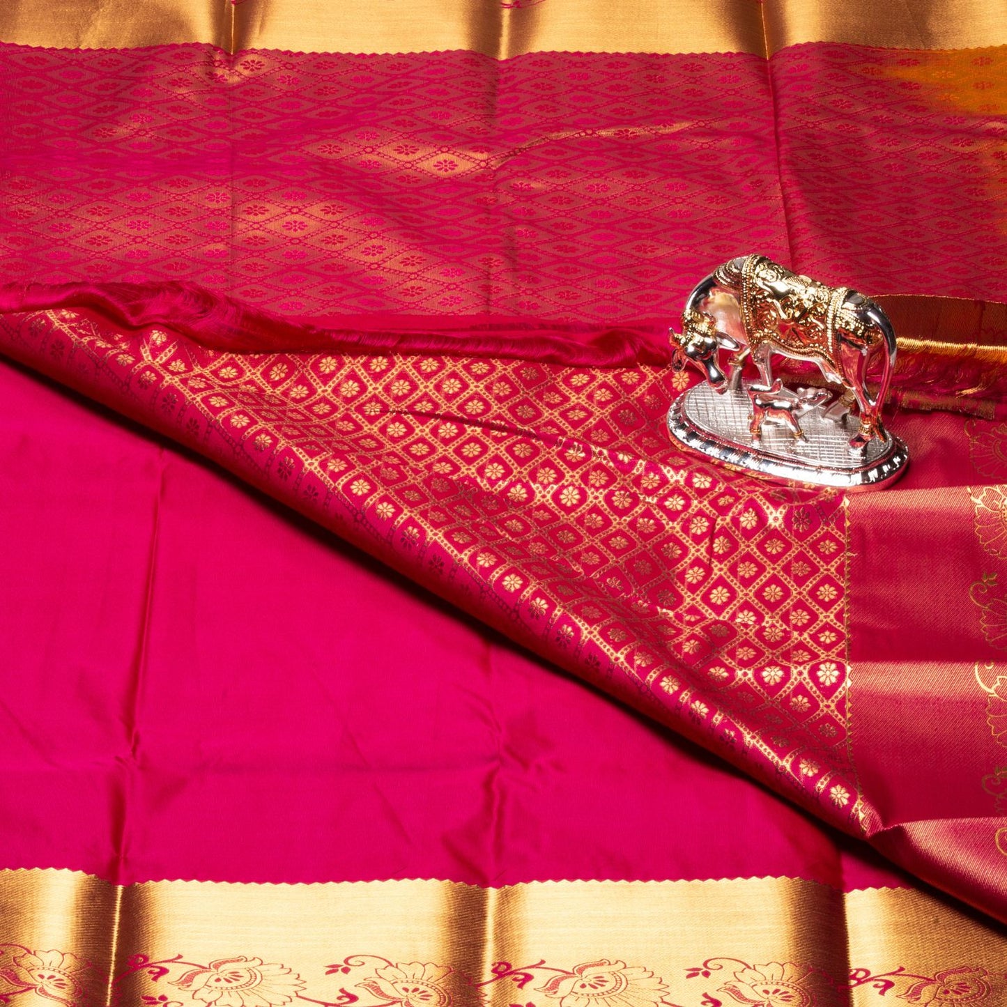 Kanchipuram Traditional Medallion Silk Saree | KA10131