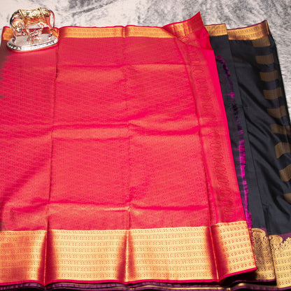Kanchipuram Traditional Hunter Green Silk Saree | KA10129
