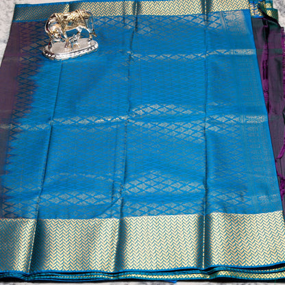 Kanchipuram Traditional Bottle Green Silk Saree | KA10128