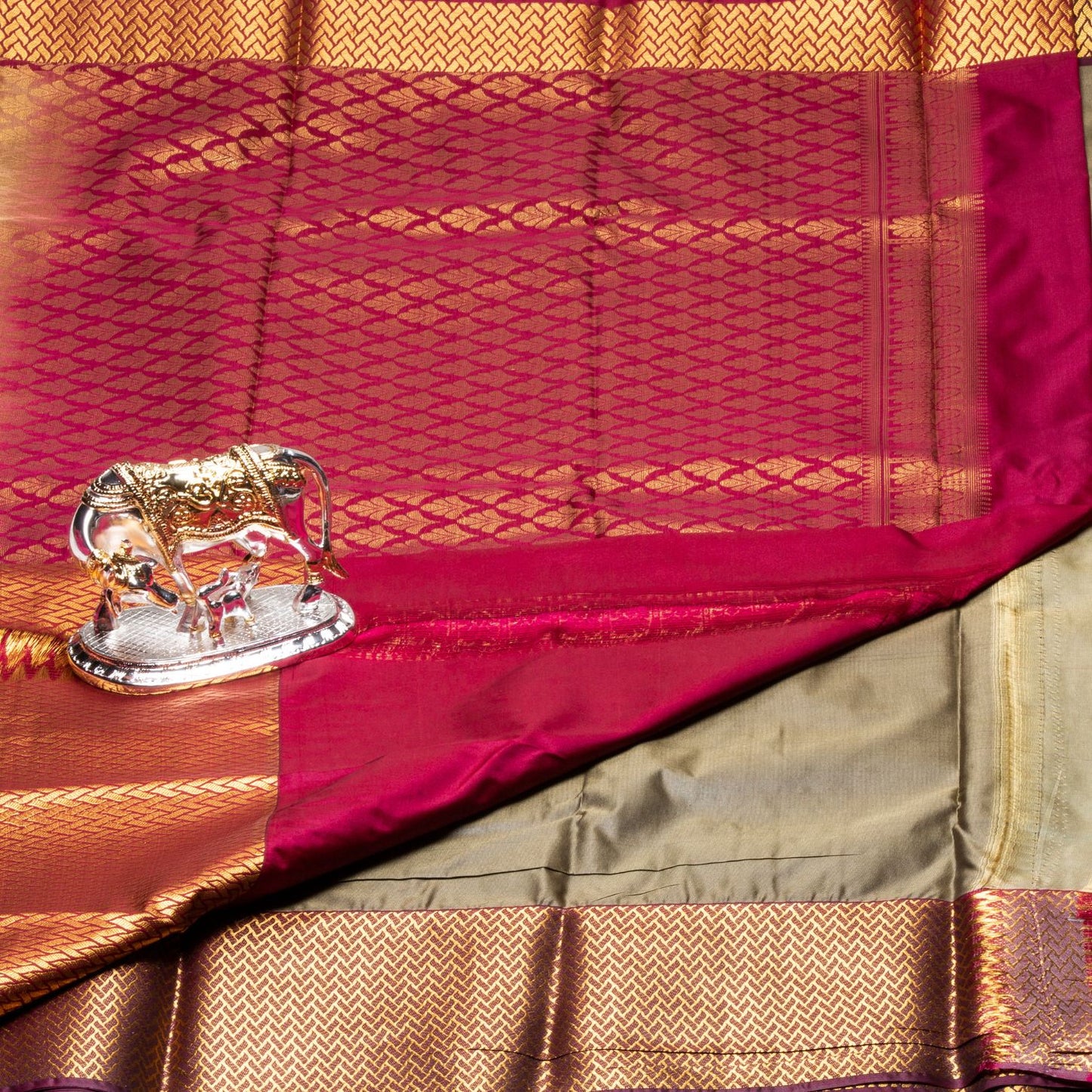 Kanchipuram Traditional Moss Green Silk Saree | KA10123